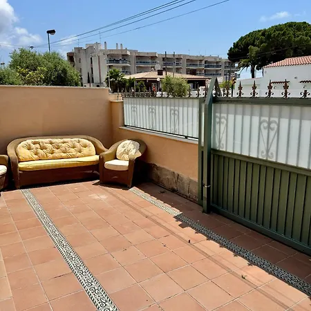 Apartbeach Casa Boris Junto A Playa * Cambrils